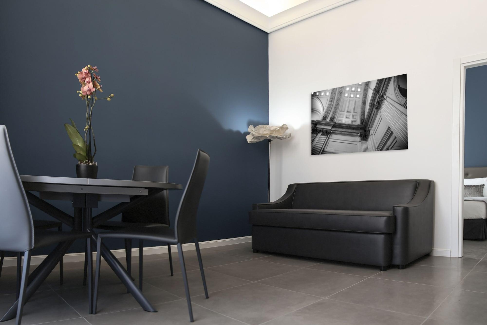 Boutique Metro 900 4*