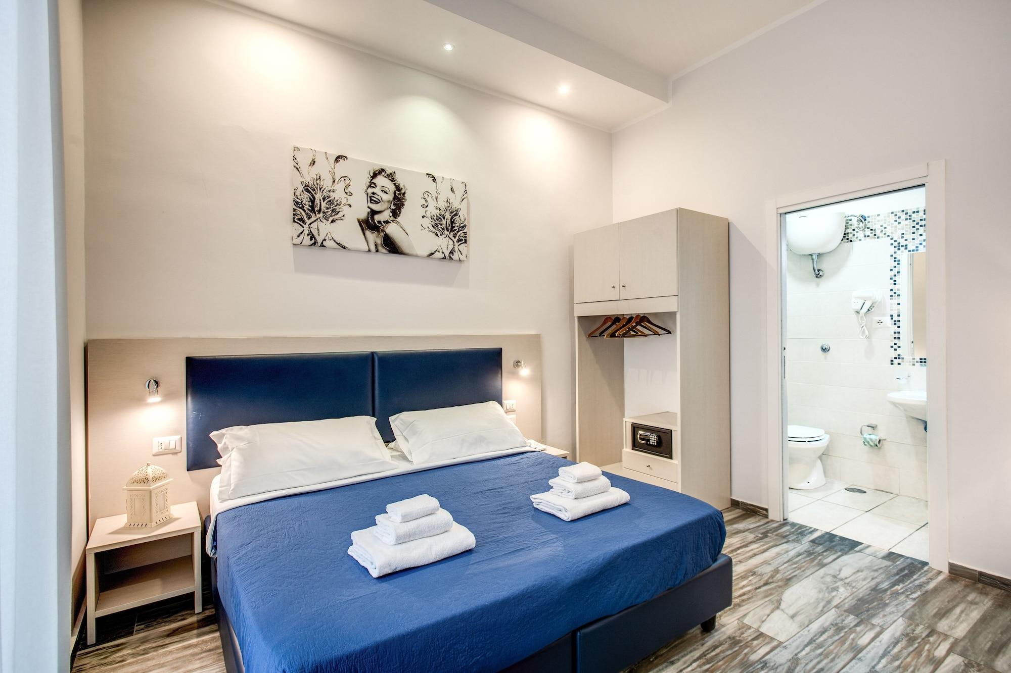 Napoli's Gold Guest house 3*