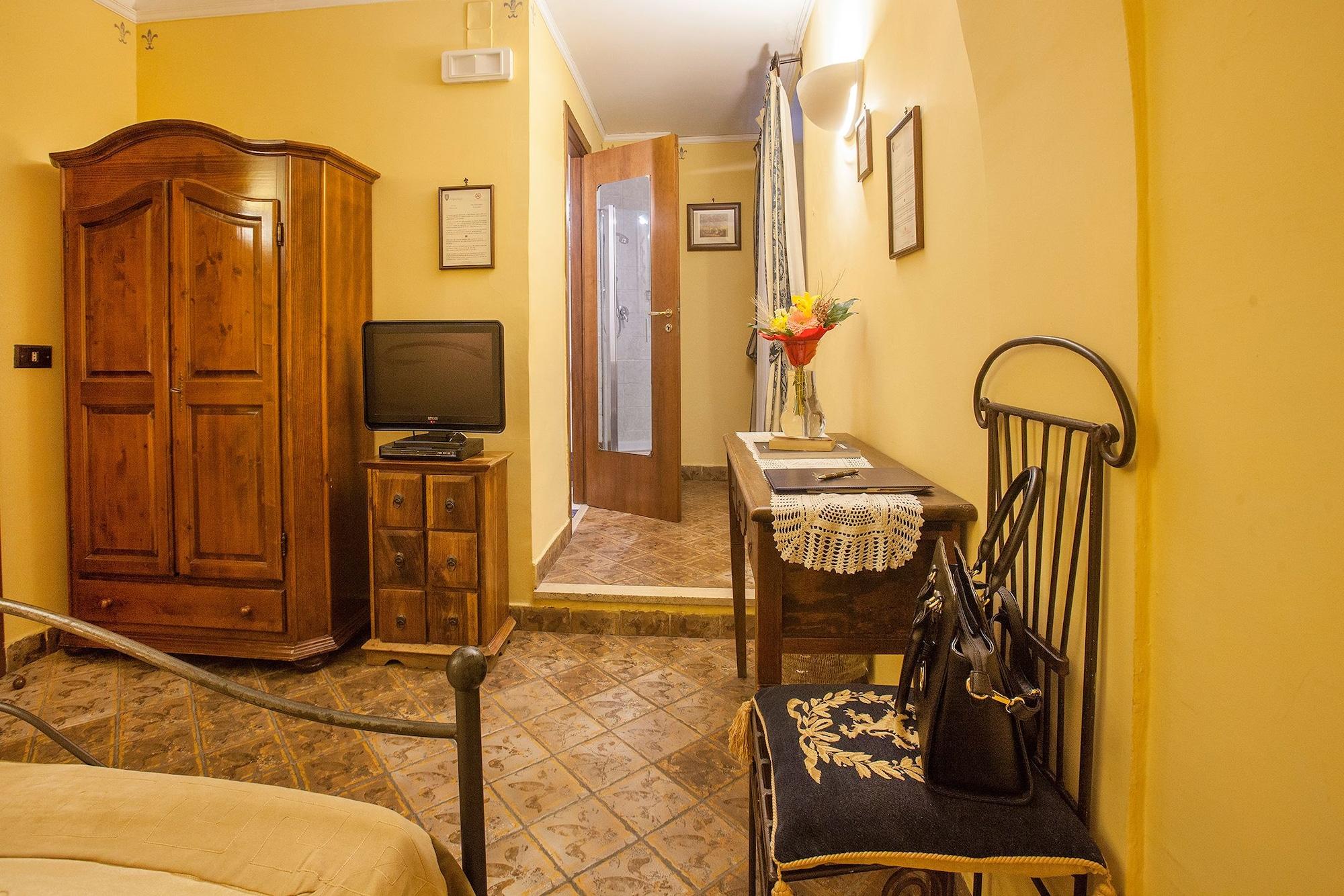 Bed & Breakfast L'alloggio Dei Vassalli Naples