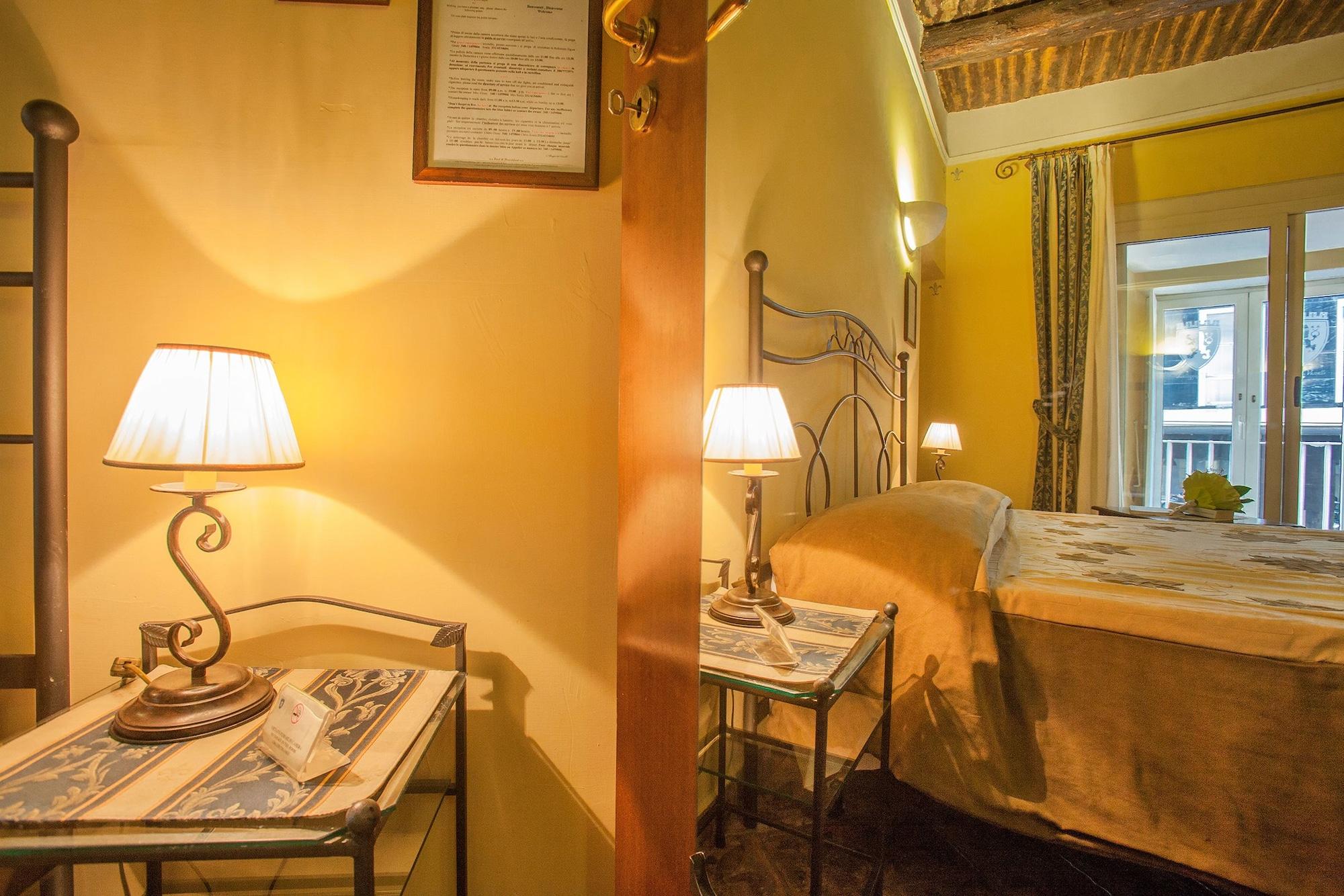 L'alloggio Dei Vassalli 3* Naples