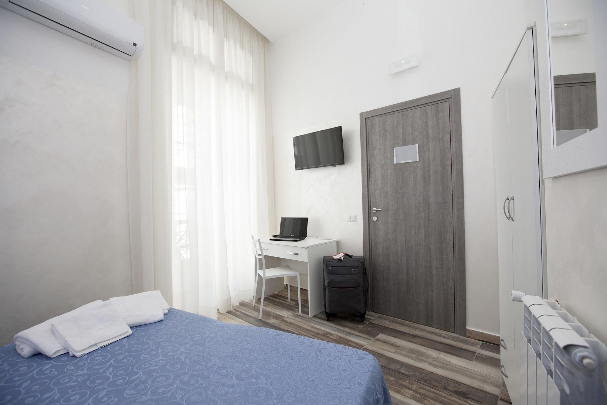 Garibaldi Square Bed & Breakfast Naples