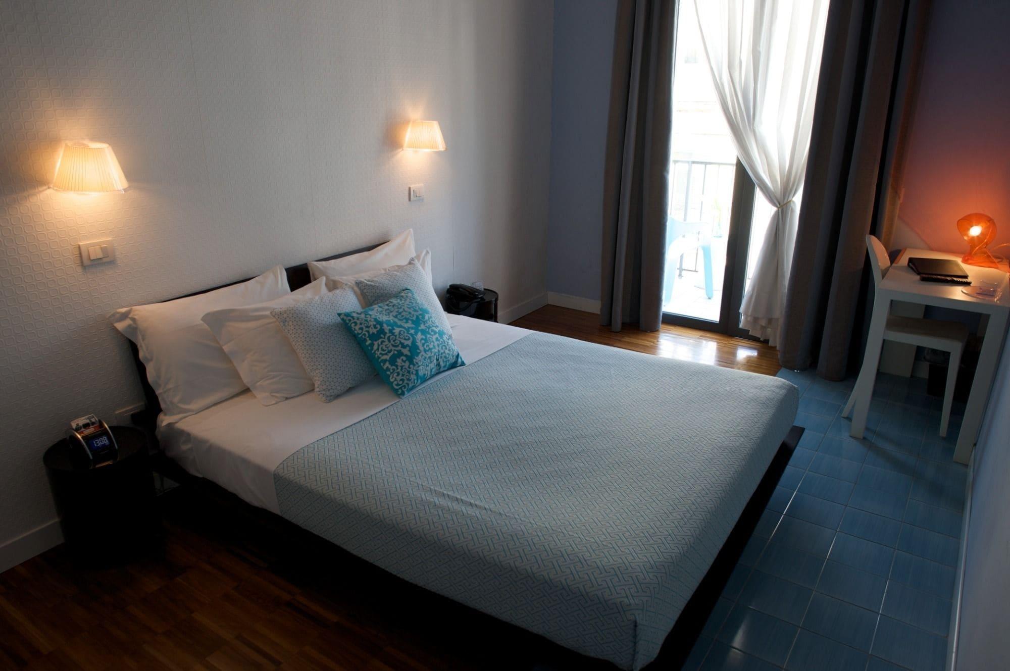 Attico Partenopeo Bed & Breakfast Naples