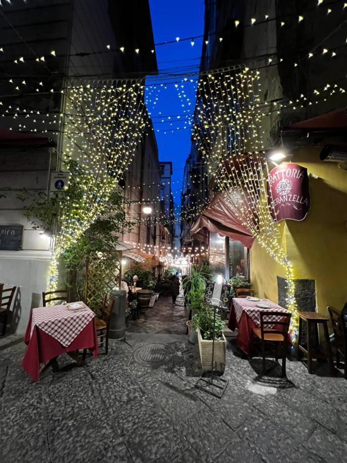 Scaramanzia * Naples
