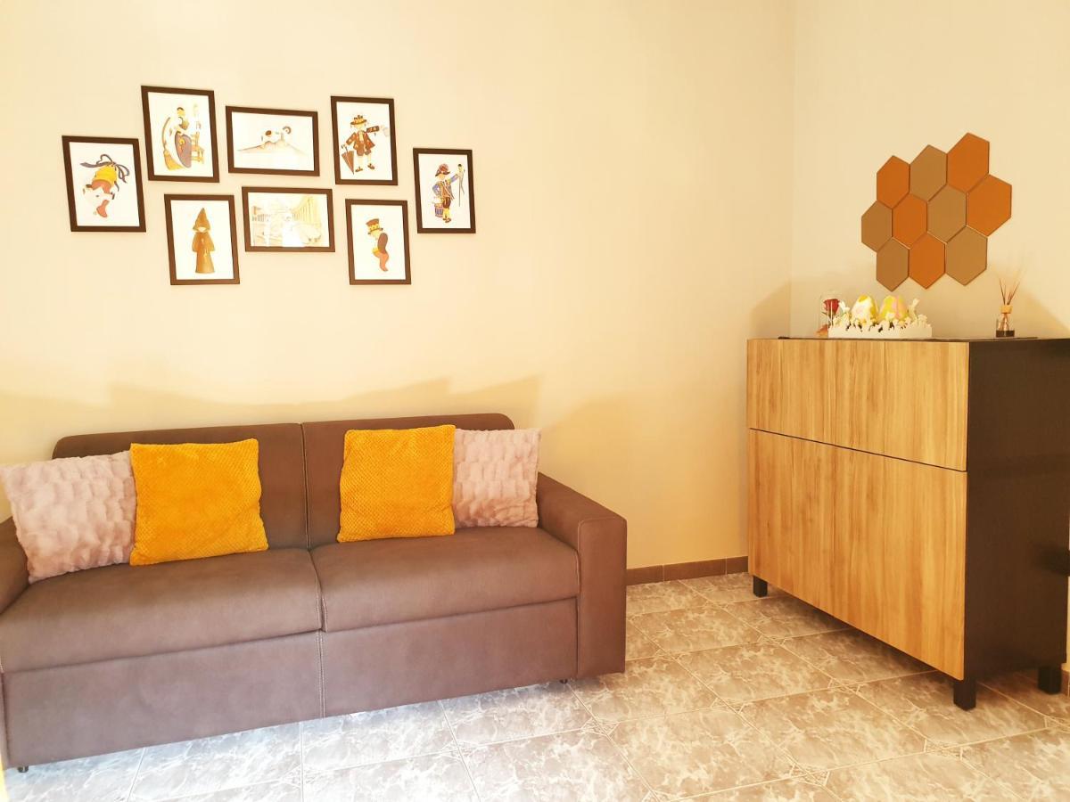 Na Ventura Partenopea Holiday home *