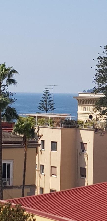 Terrazza A Chiaia *