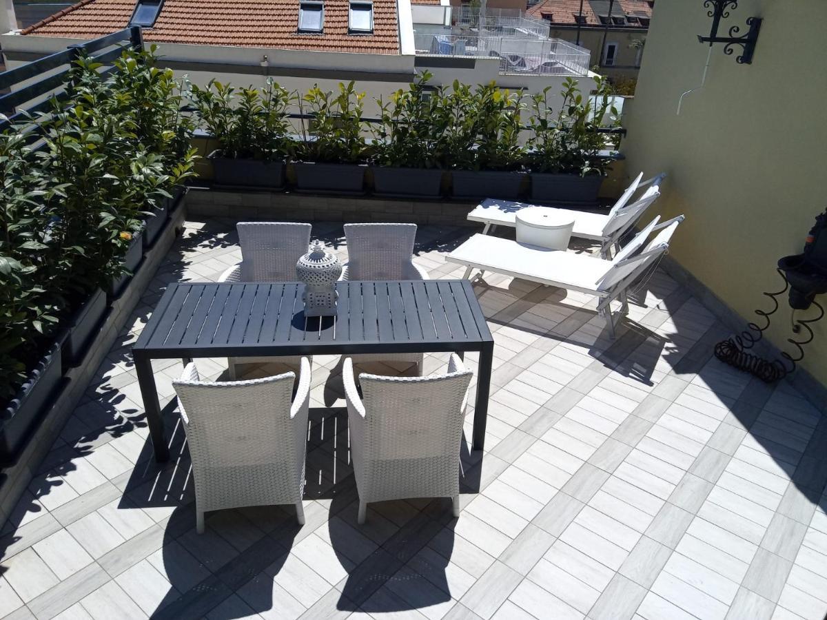 Terrazza A Chiaia Apartment