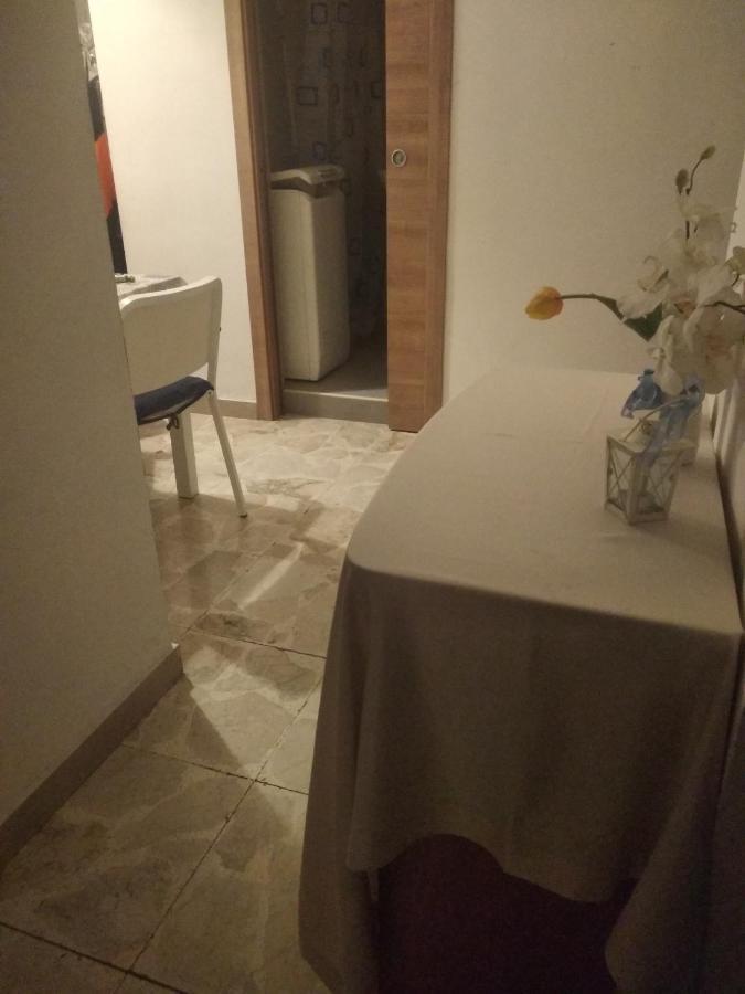 Di F Apartment *