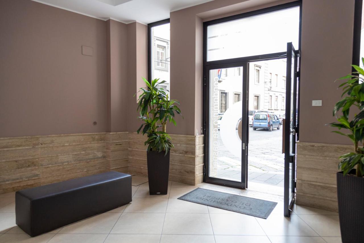 Blackhomenaples Apartment