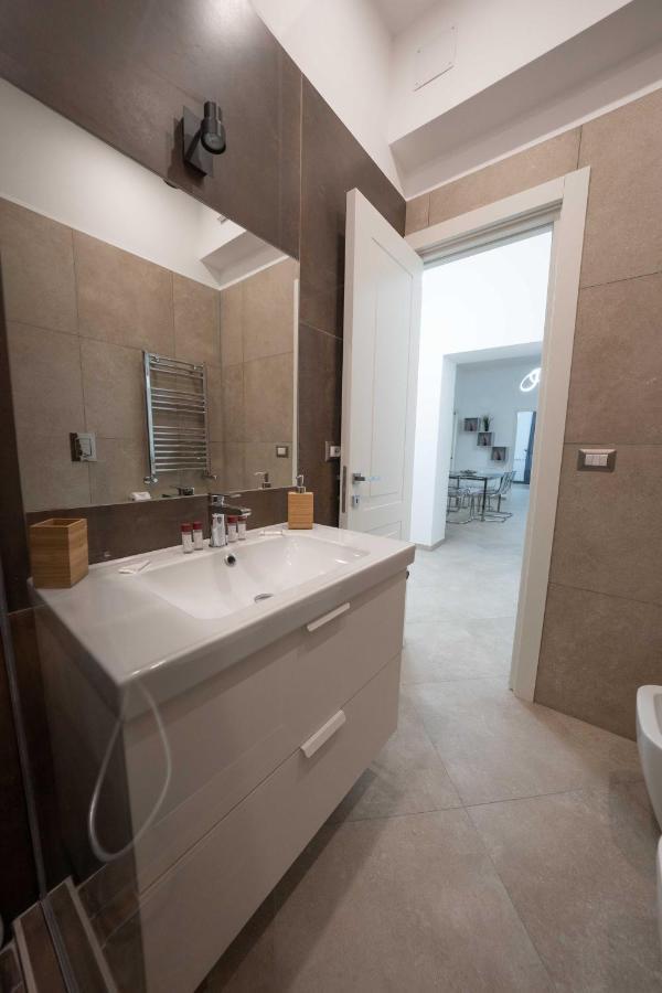 Apartment Chiaia 74 By Dimorra Naples