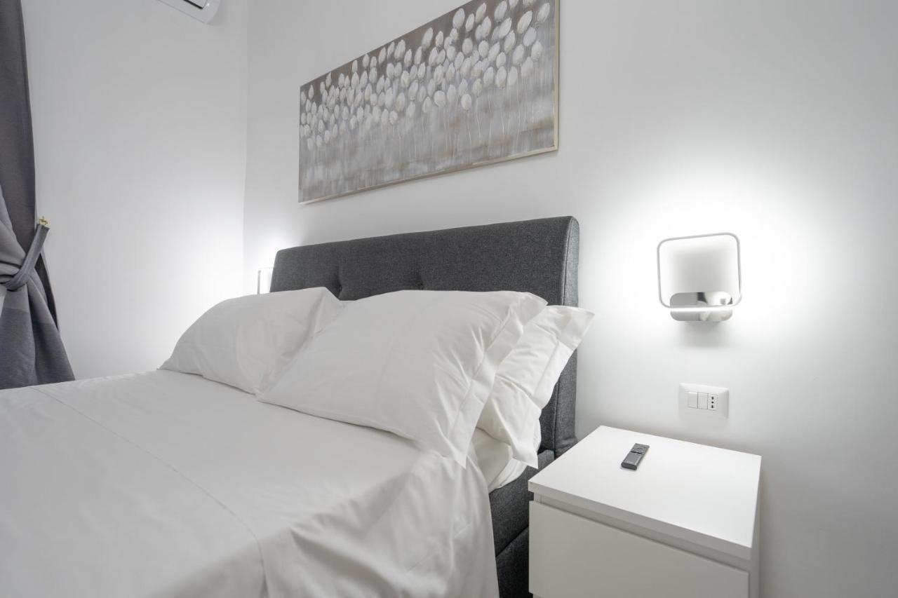 Chiaia 74 By Dimorra Apartment Naples