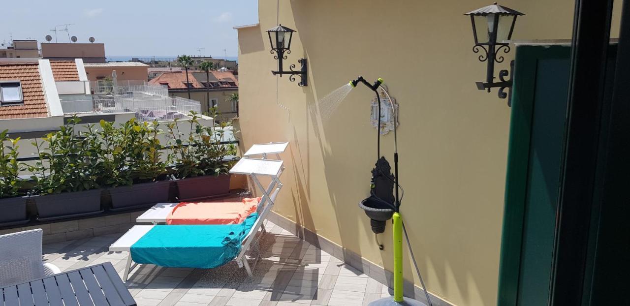 Terrazza A Chiaia * Naples