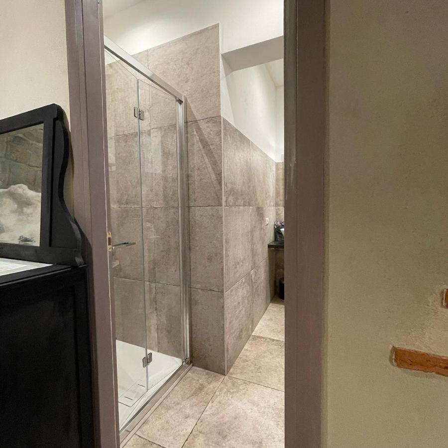 Barrio Flat Naples