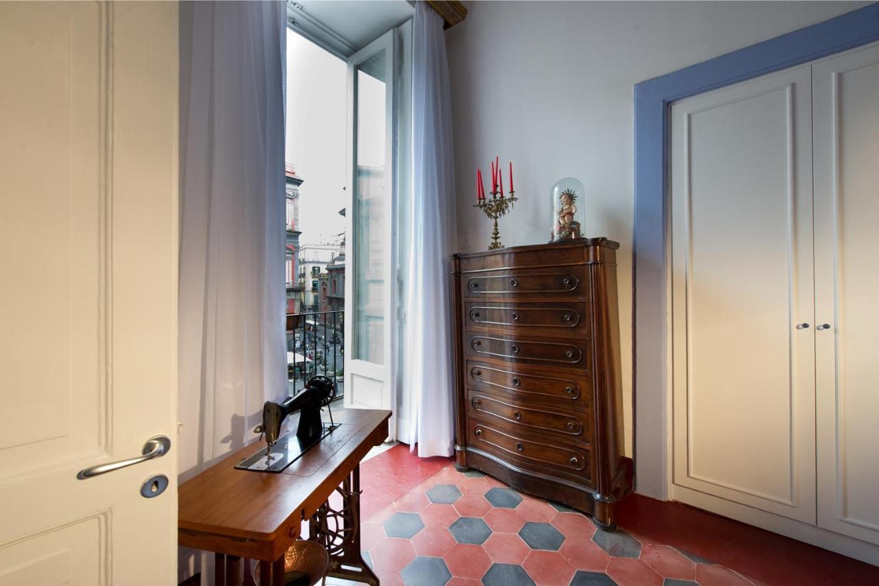 Apartment Domus Decumana Naples