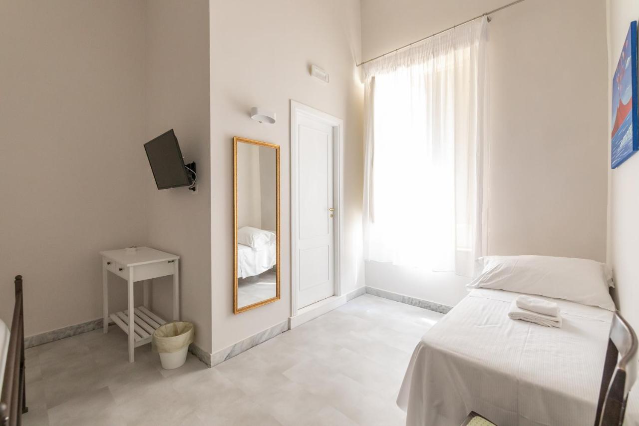 Effe Bed & Breakfast Naples