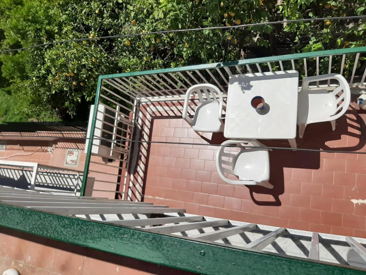 Vesuvius Guest house *