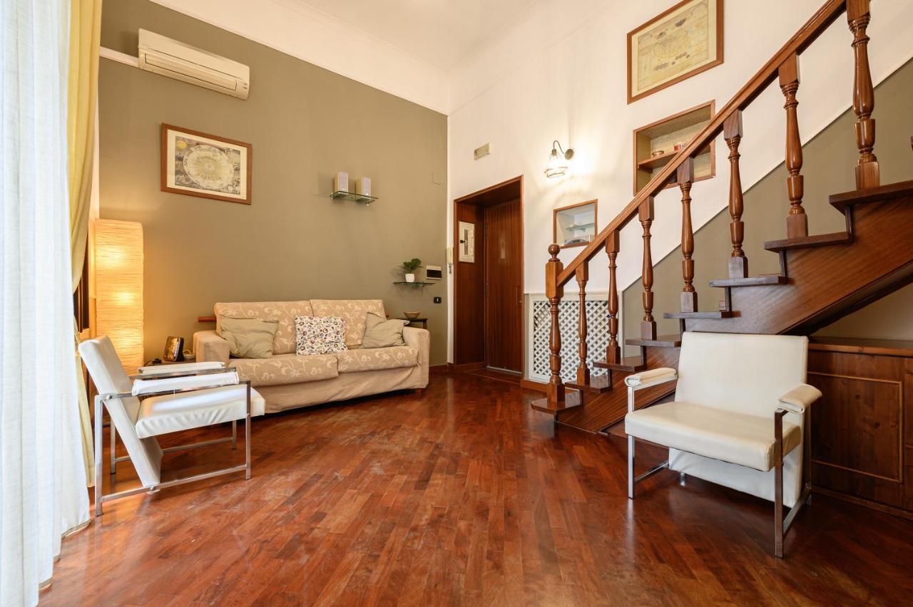 Via M Guadagno N 32 Apartment *