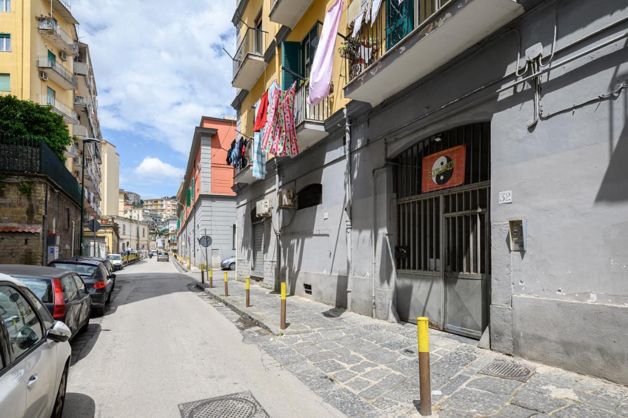 Via M Guadagno N 32 Naples