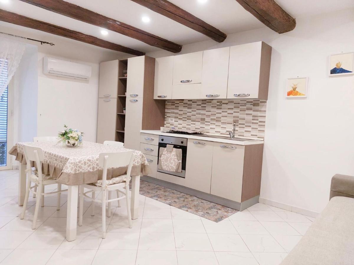 Donnarumma House Apartment