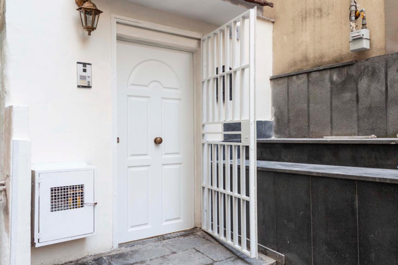 Sant'arpino 26 - Elegant Flats In