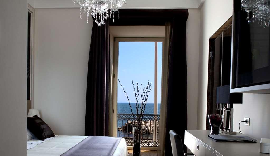 Partenope Relais 4*