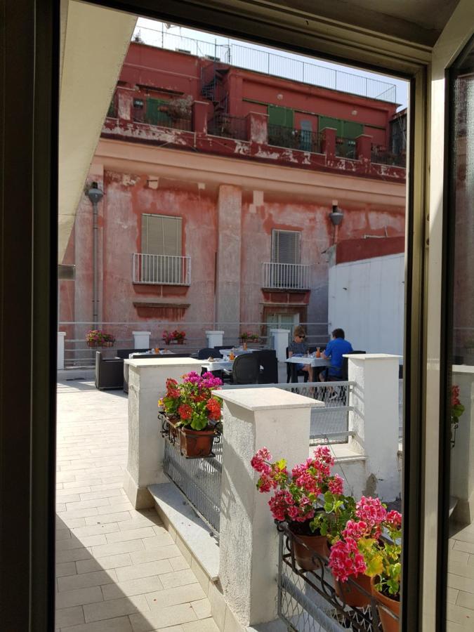 Soriano44 3* Naples