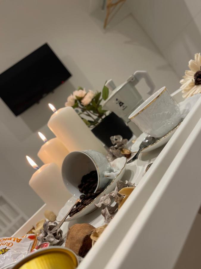 Apartment Sweet Storia Di *