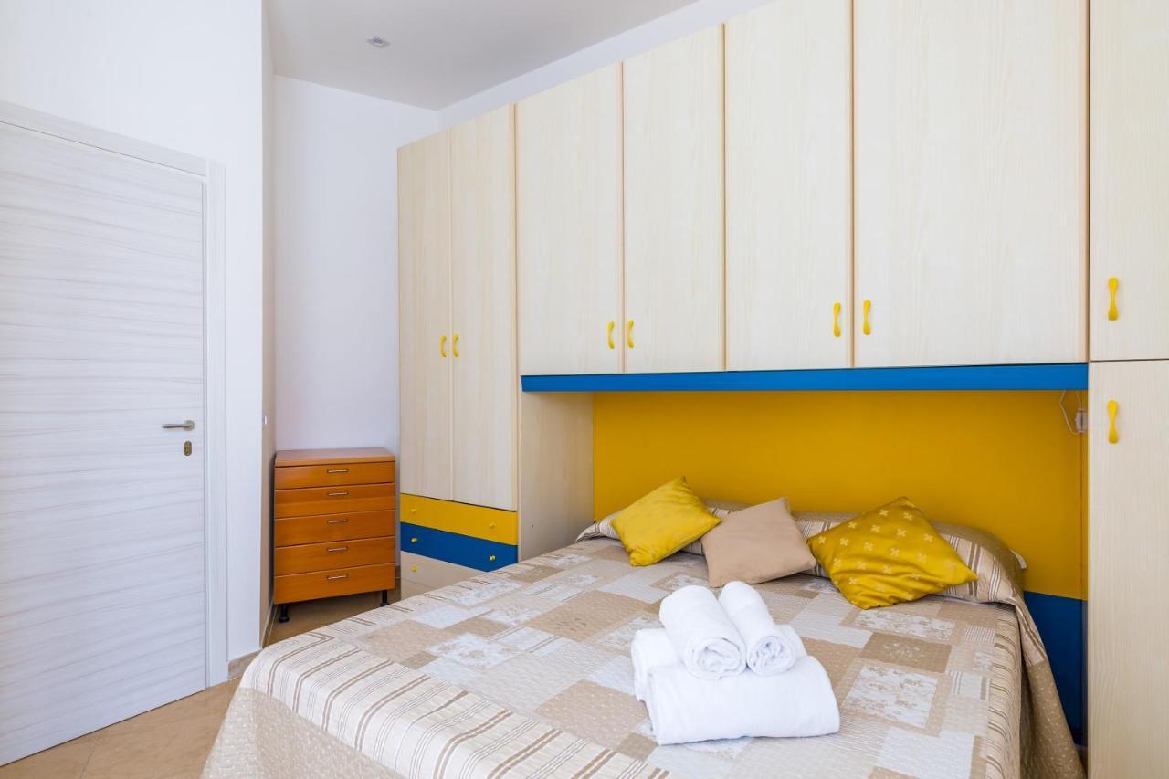 Rione Emanuele Iii - 4 Bedroom Apartment *