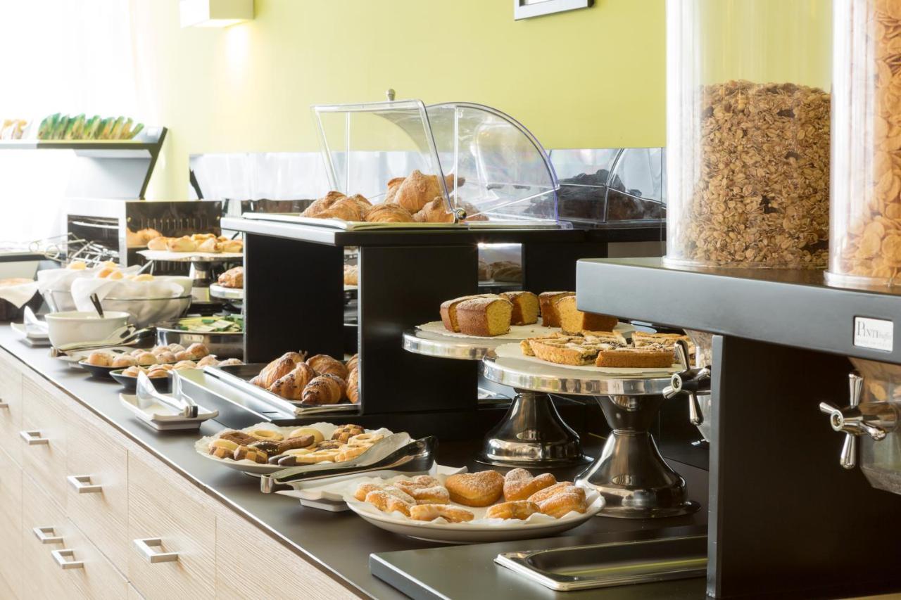Cristina Hotel Naples