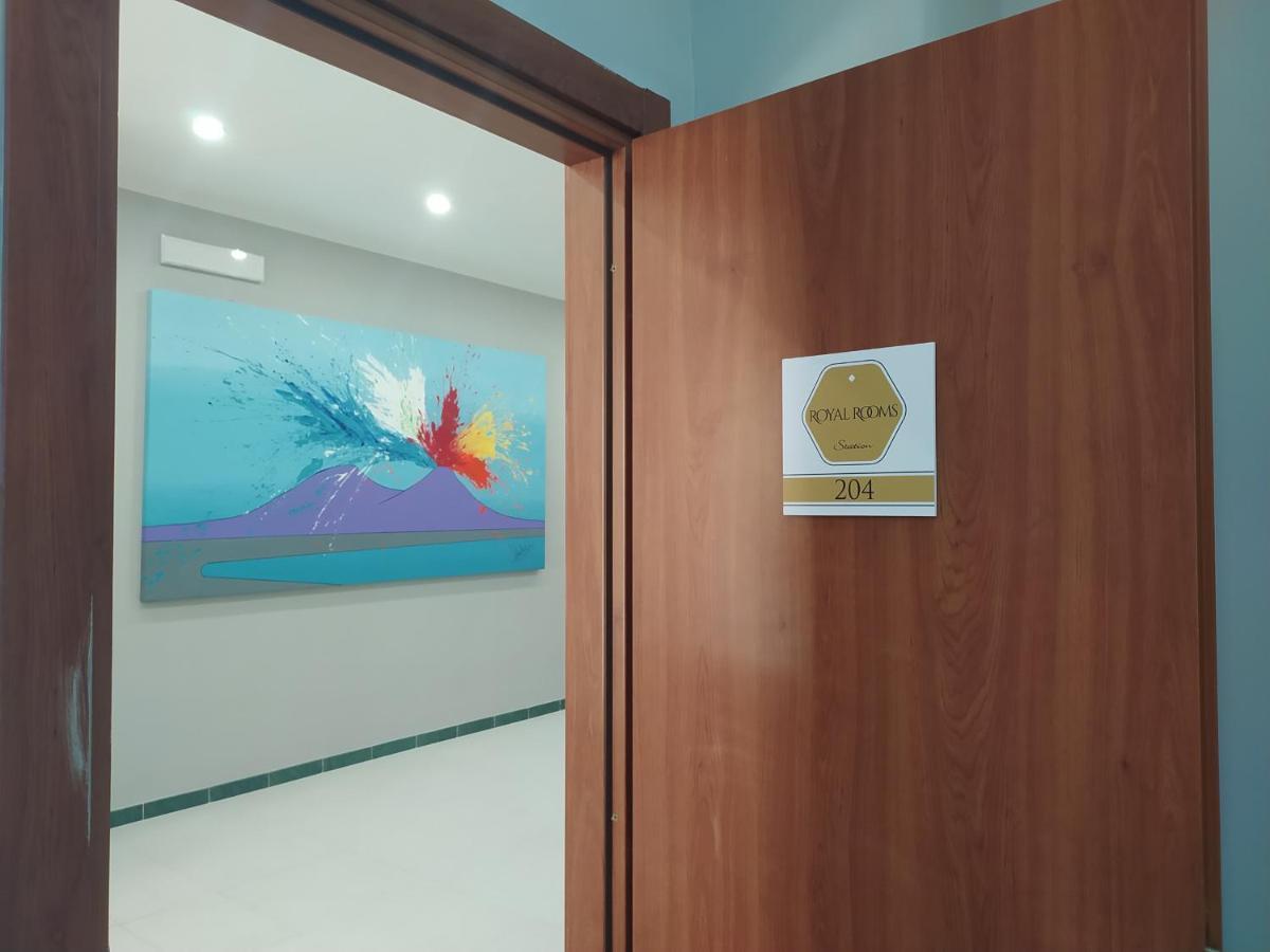 Royal Station Guest house *