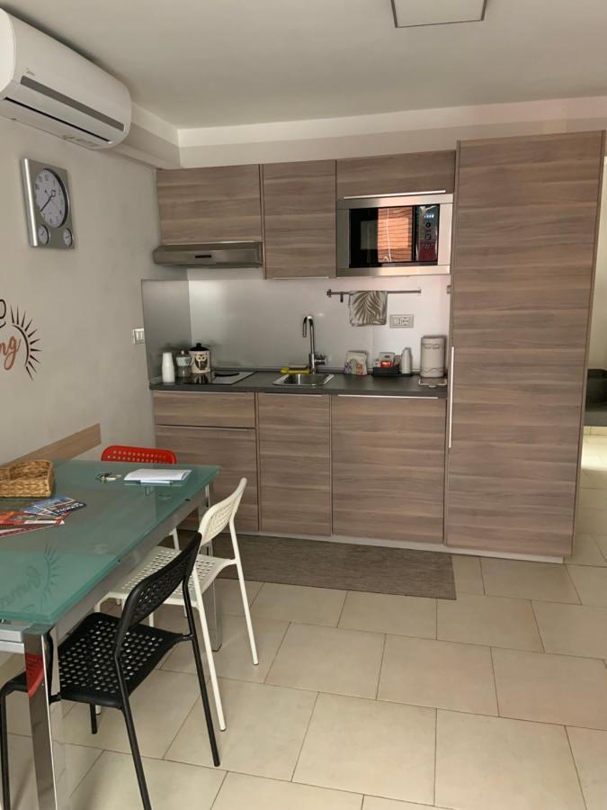 Plebiscito Apartment *