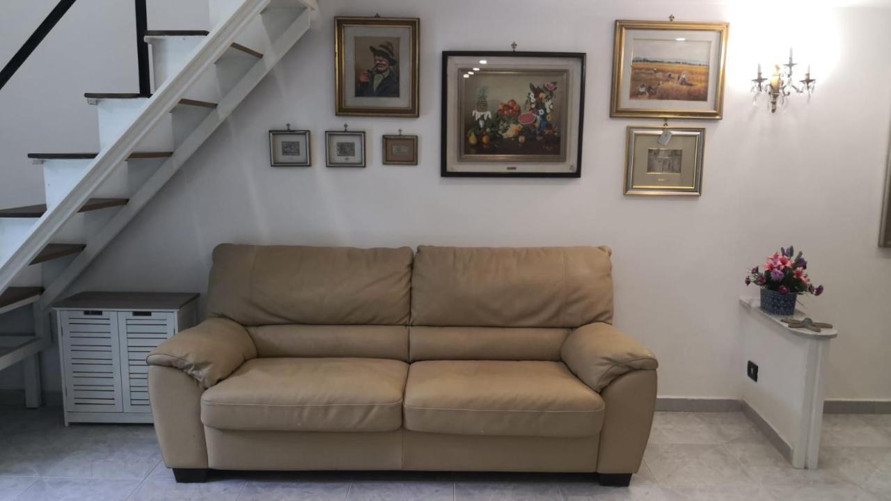 Centro Storico S Chiara House * Naples
