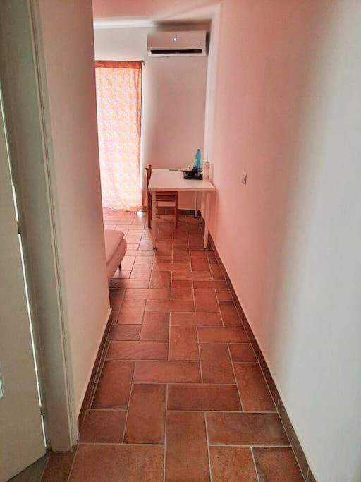 Bilocale Piazza Miracoli Apartment Naples