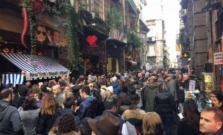 Spaccanapoli A Due Passi Da Via Tribunali Naples