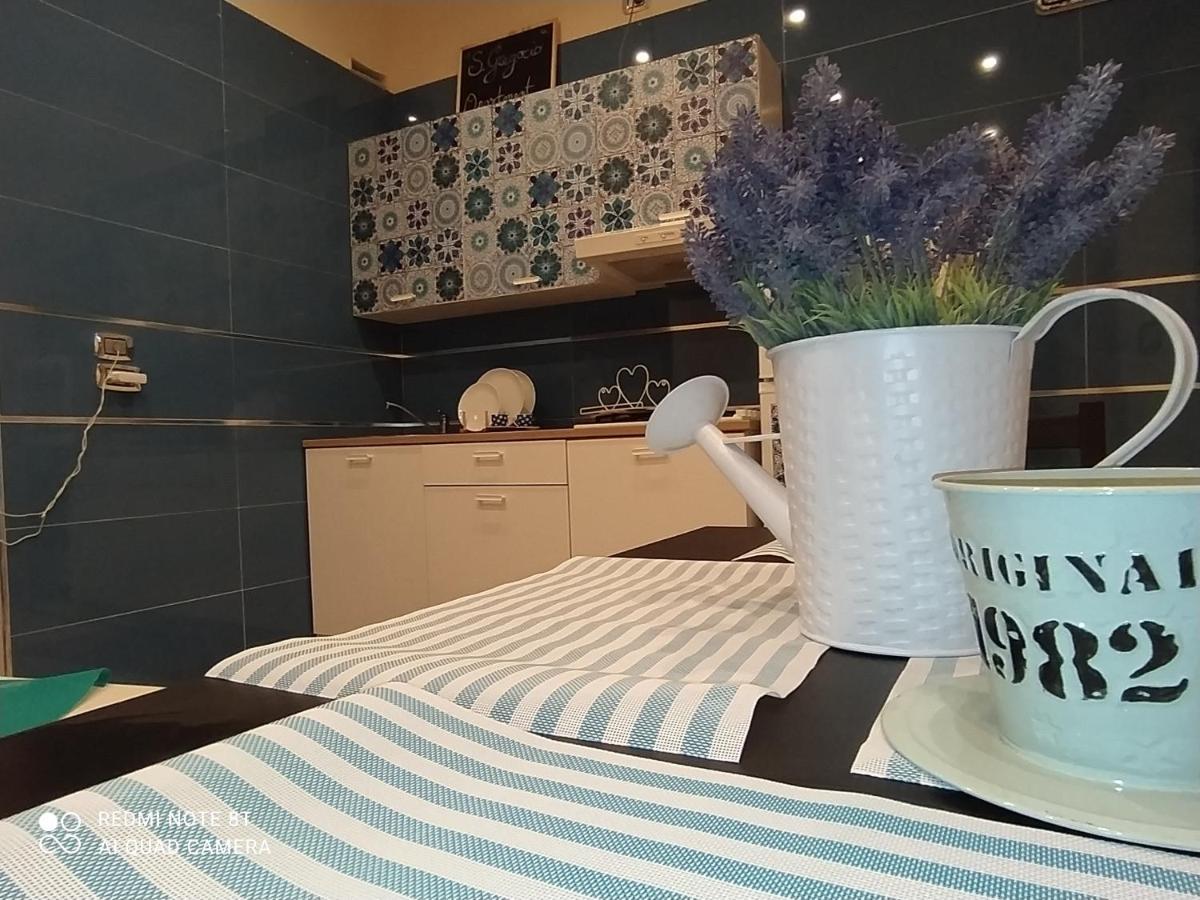 San Gregorio Apartment *