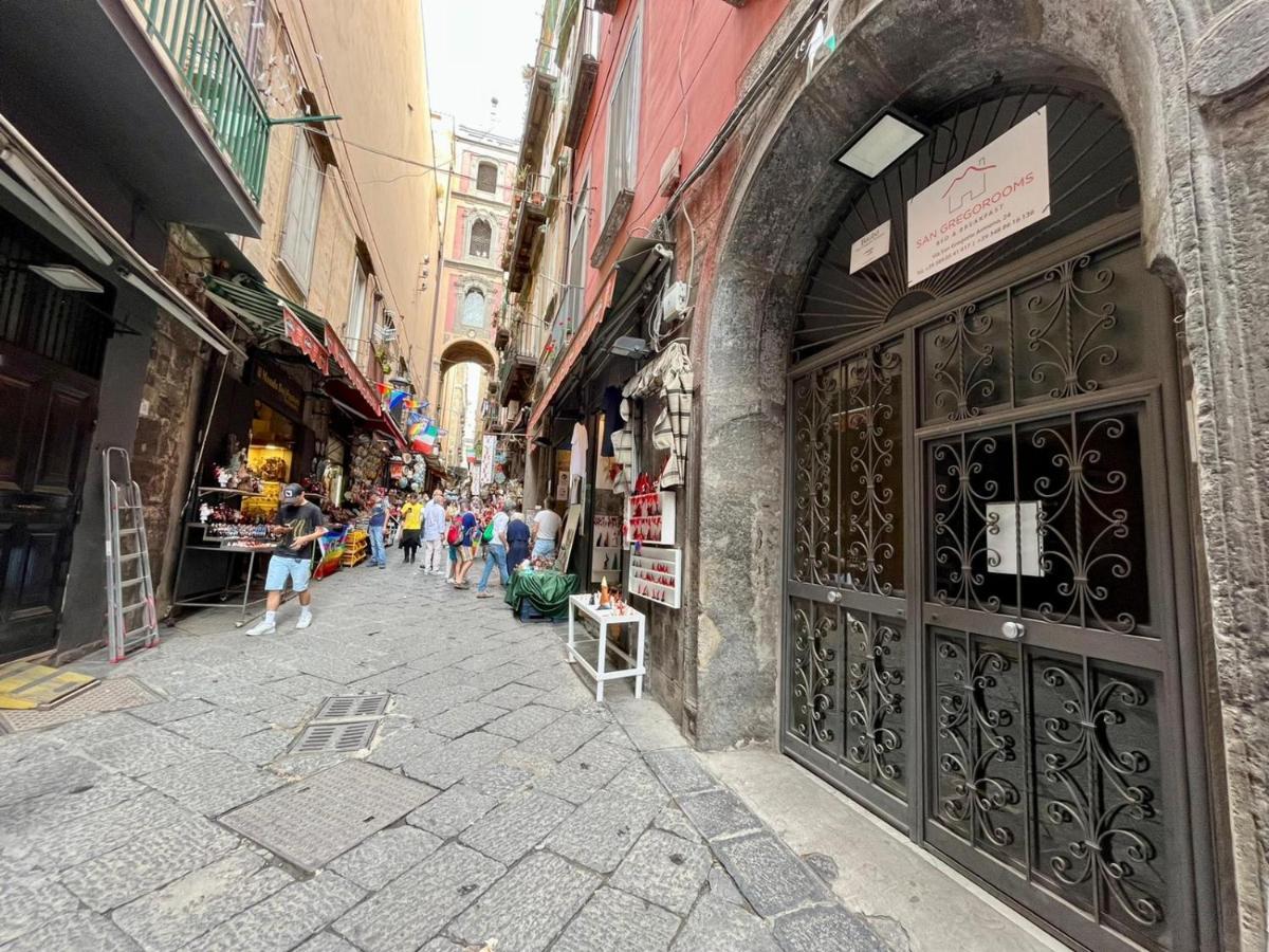 Sangregorooms Naples