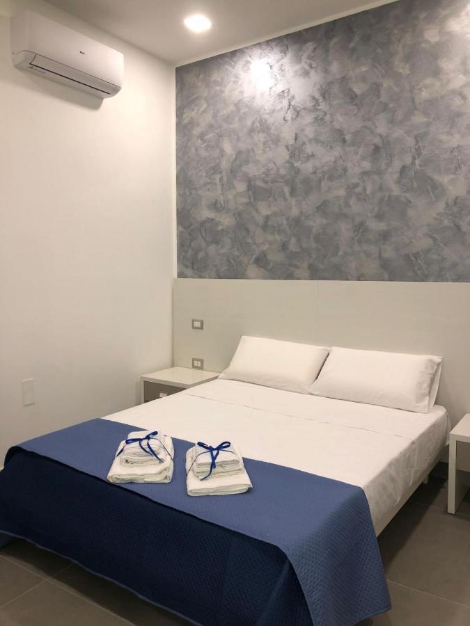 3 Chiaia Bed & Breakfast Naples
