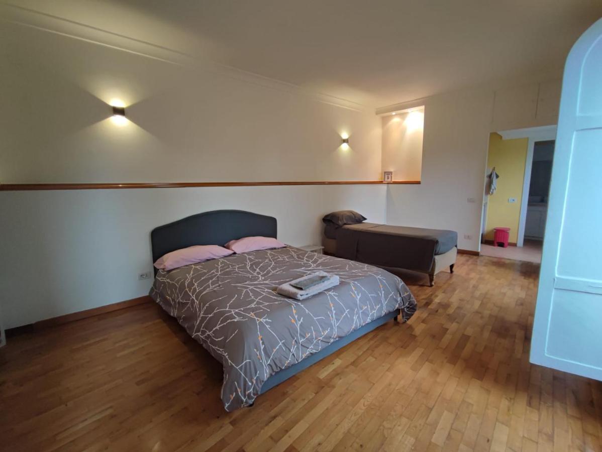 In Neapolitan Castle Int 28 Apartment