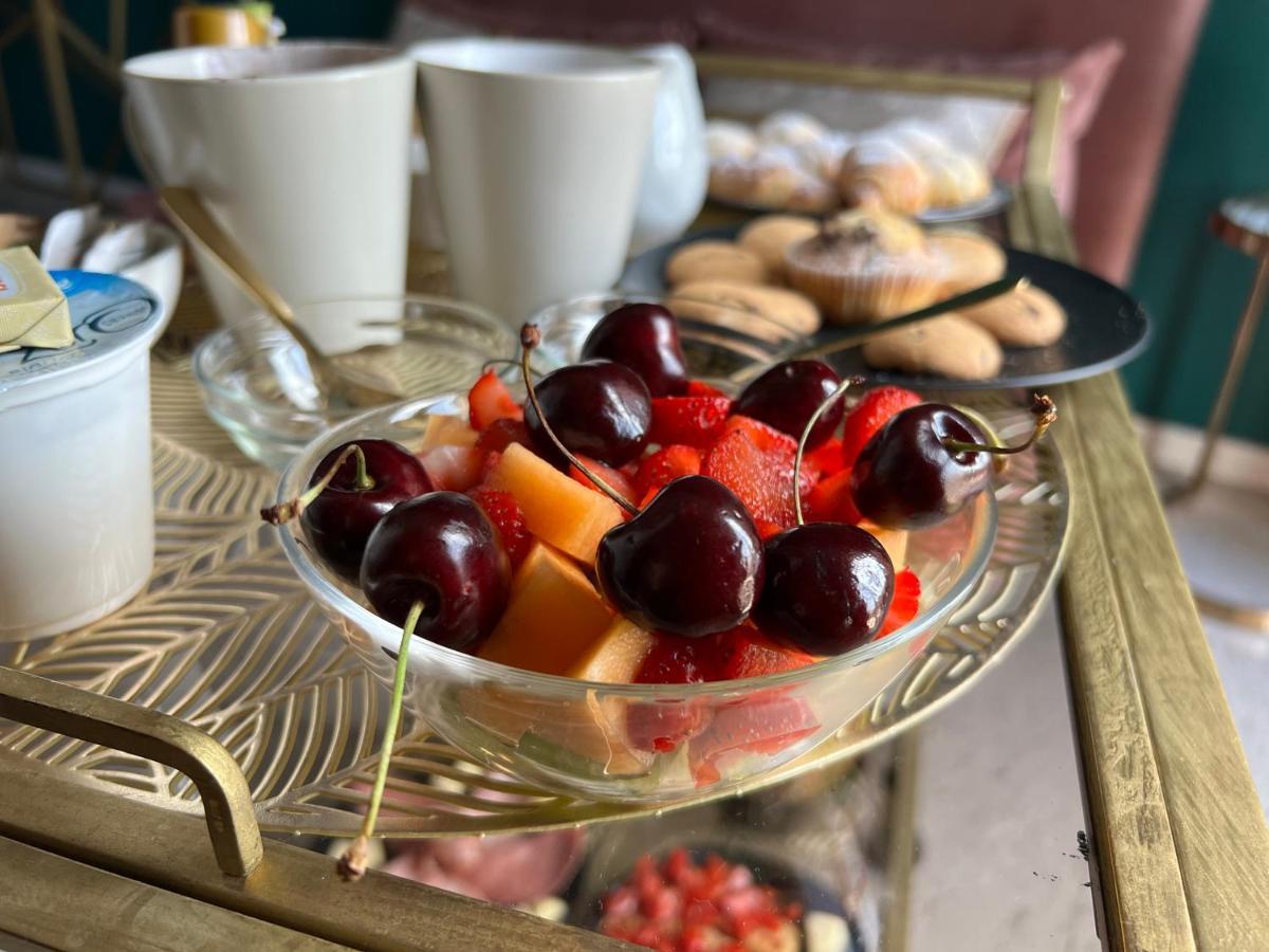 La Lepre Felice-bovio Guest house 2*