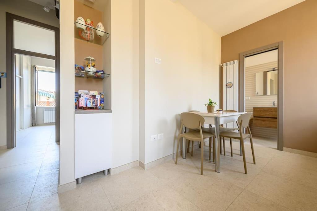 House Melina-sweet Panoramic Home-centro Storico Locazione Turistica * Naples