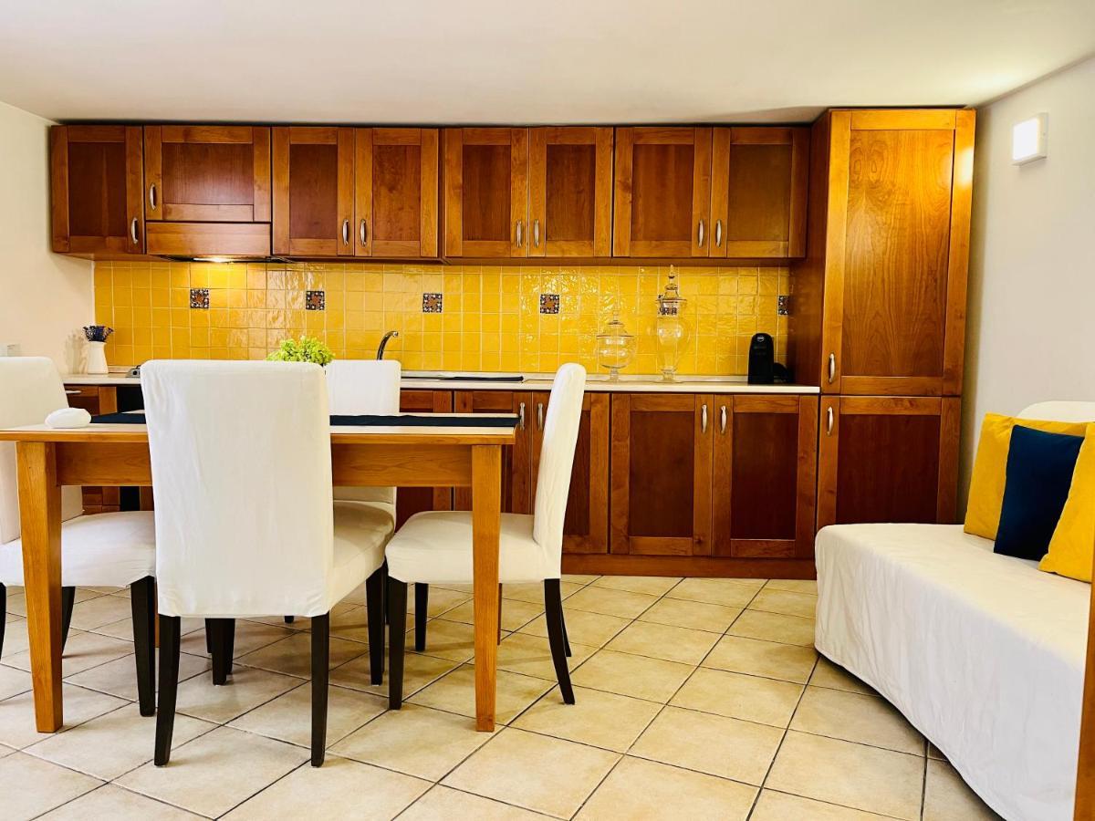 Gesu Nuovo Apartment