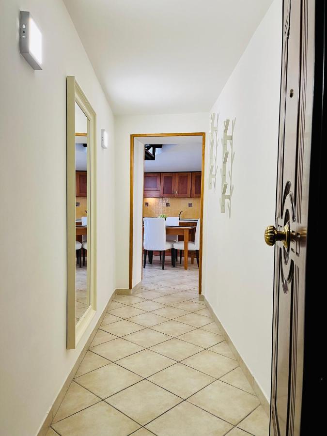 Gesu Nuovo Apartment