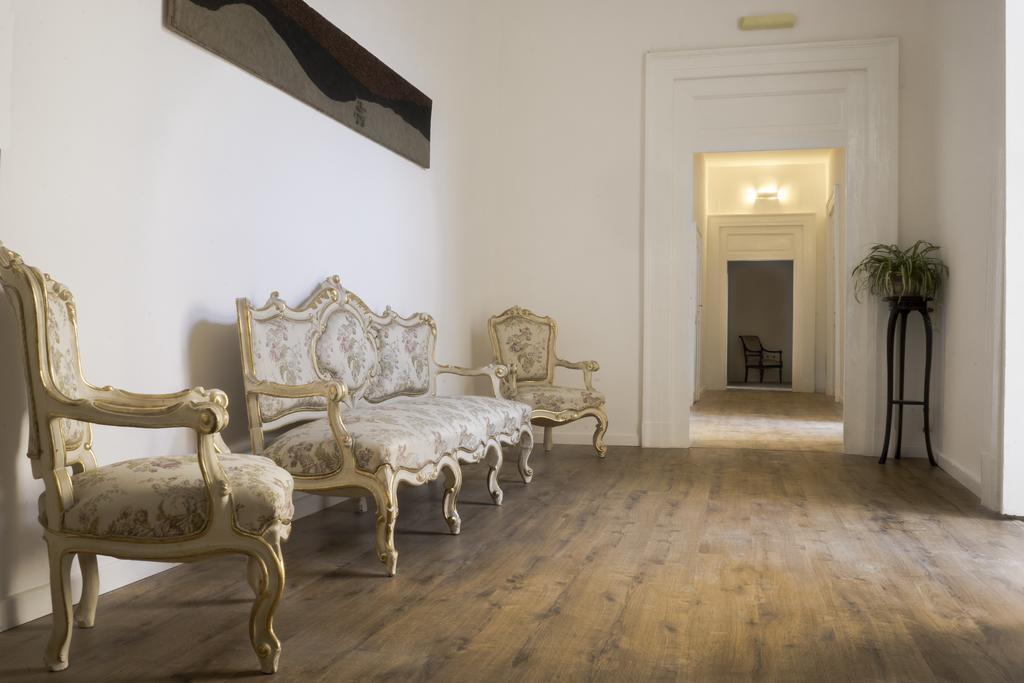 Bed & Breakfast La Galleria Naples