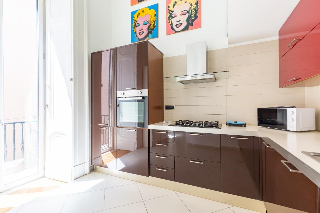 Apartment Design & Duplex At National Museum