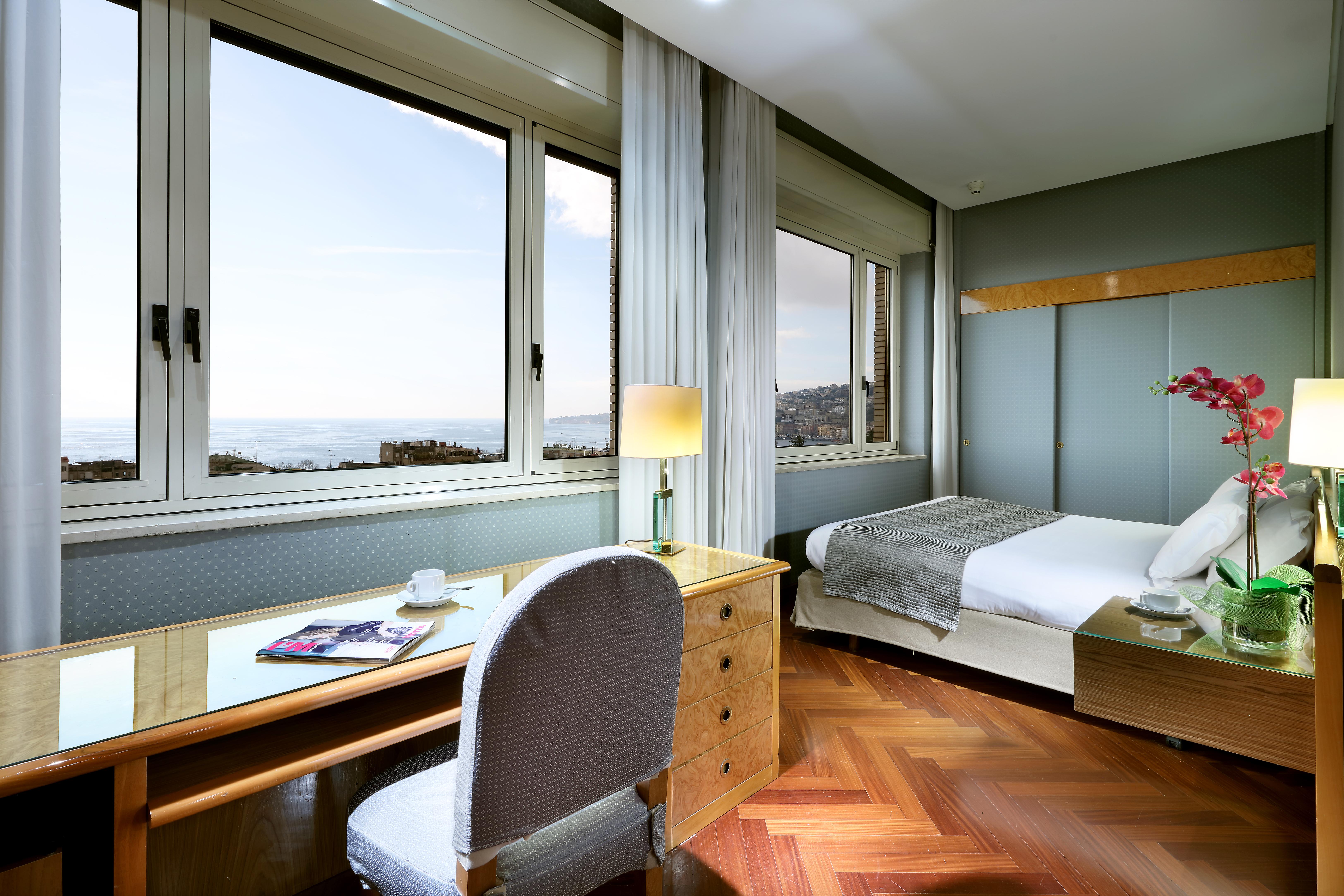 Hotel Exe Majestic