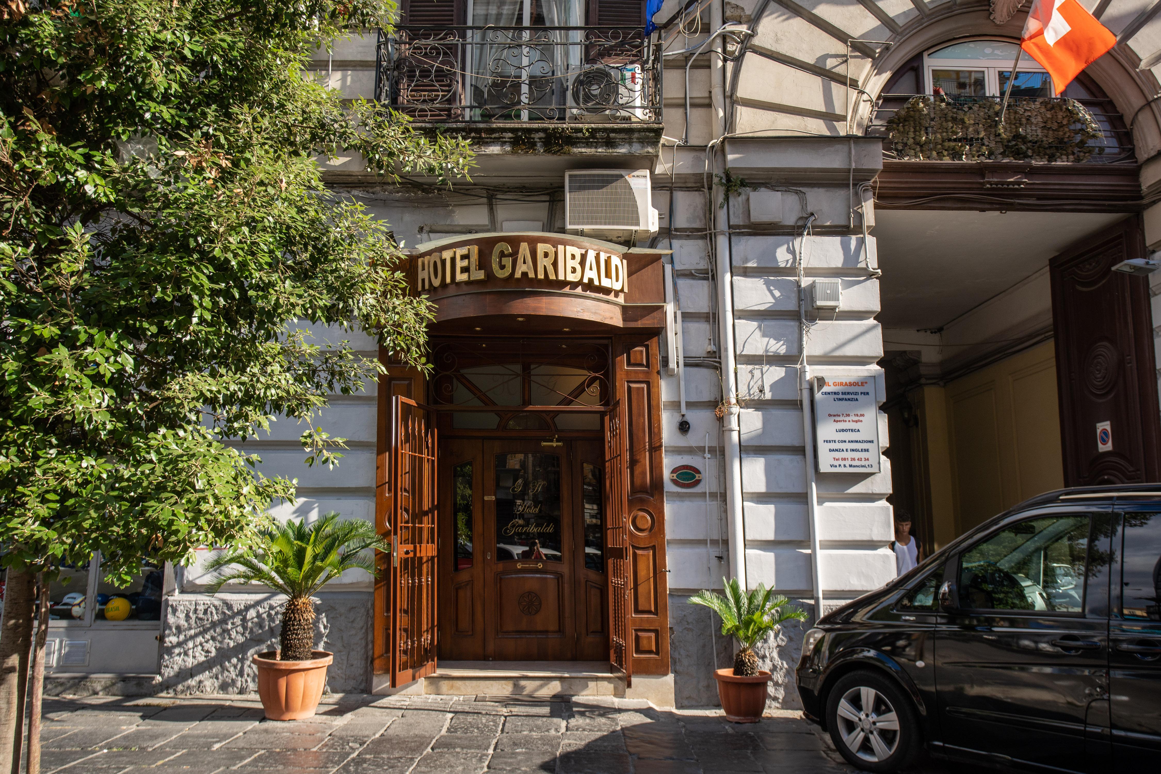 Garibaldi Hotel 3*
