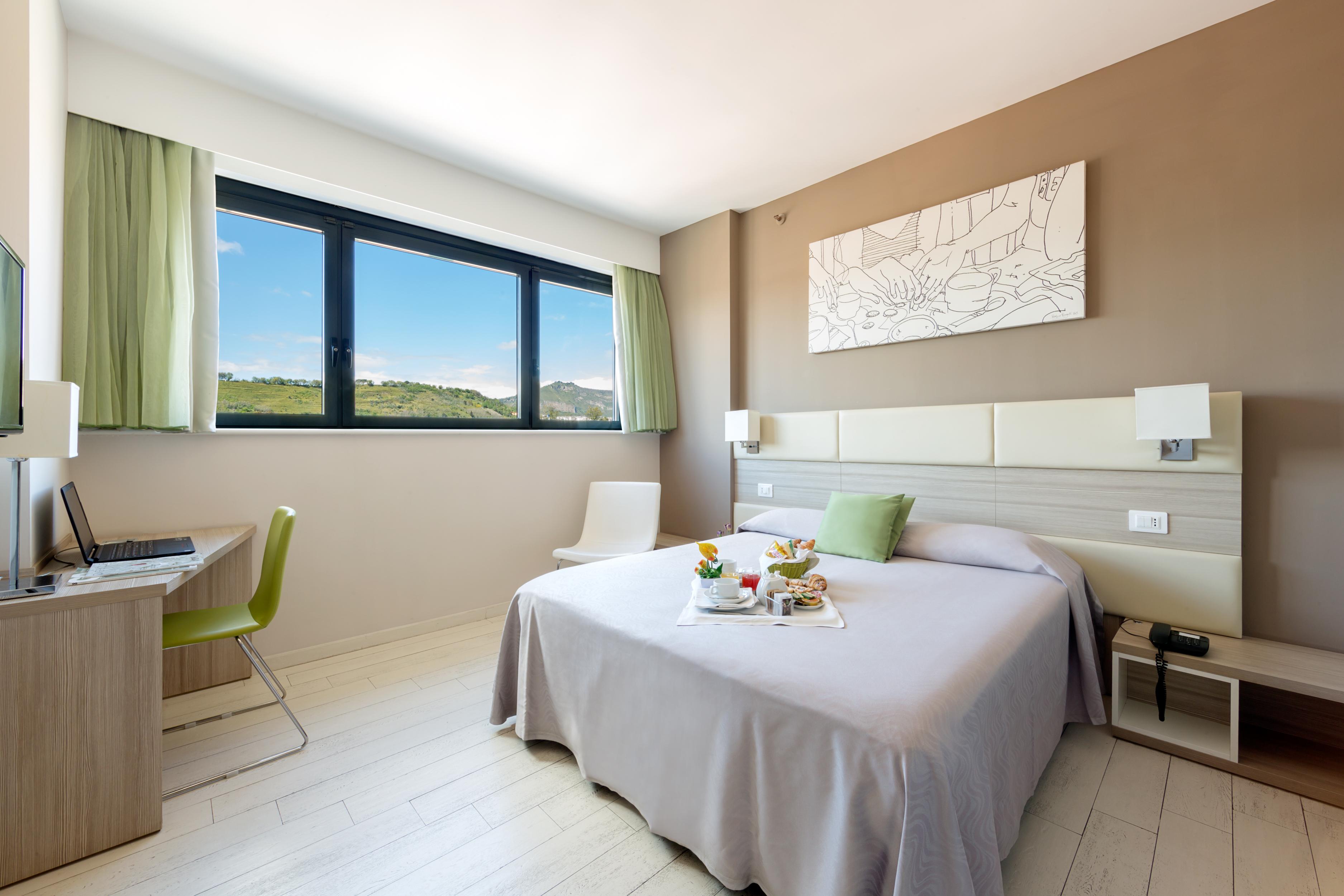 Hotel Cristina 3*
