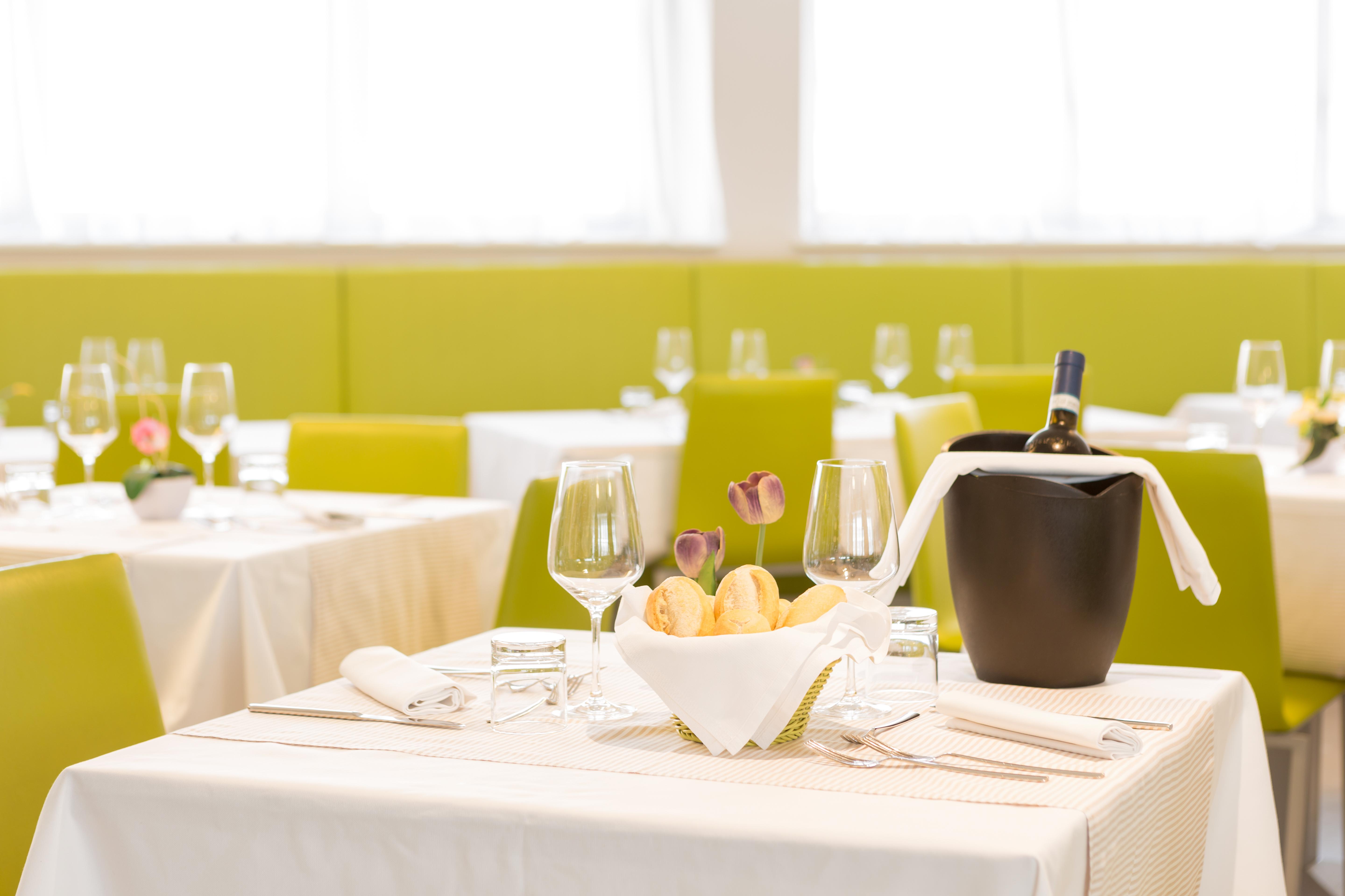 Cristina Hotel 3*