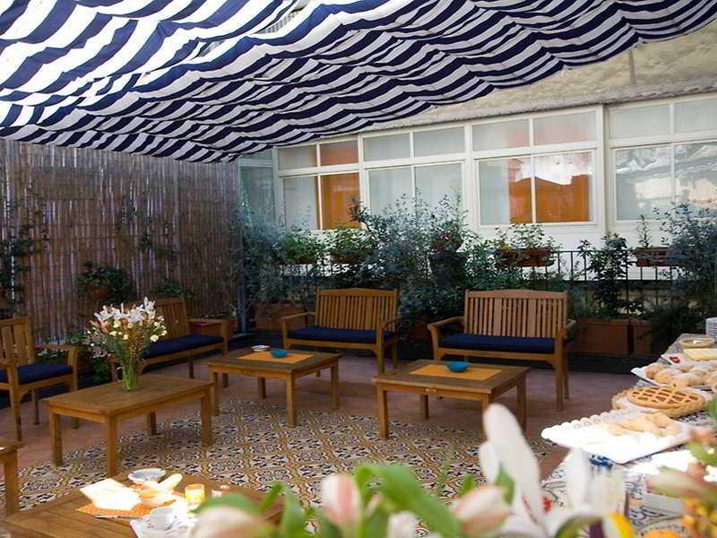 Correra 241 Lifestyle 3* Naples
