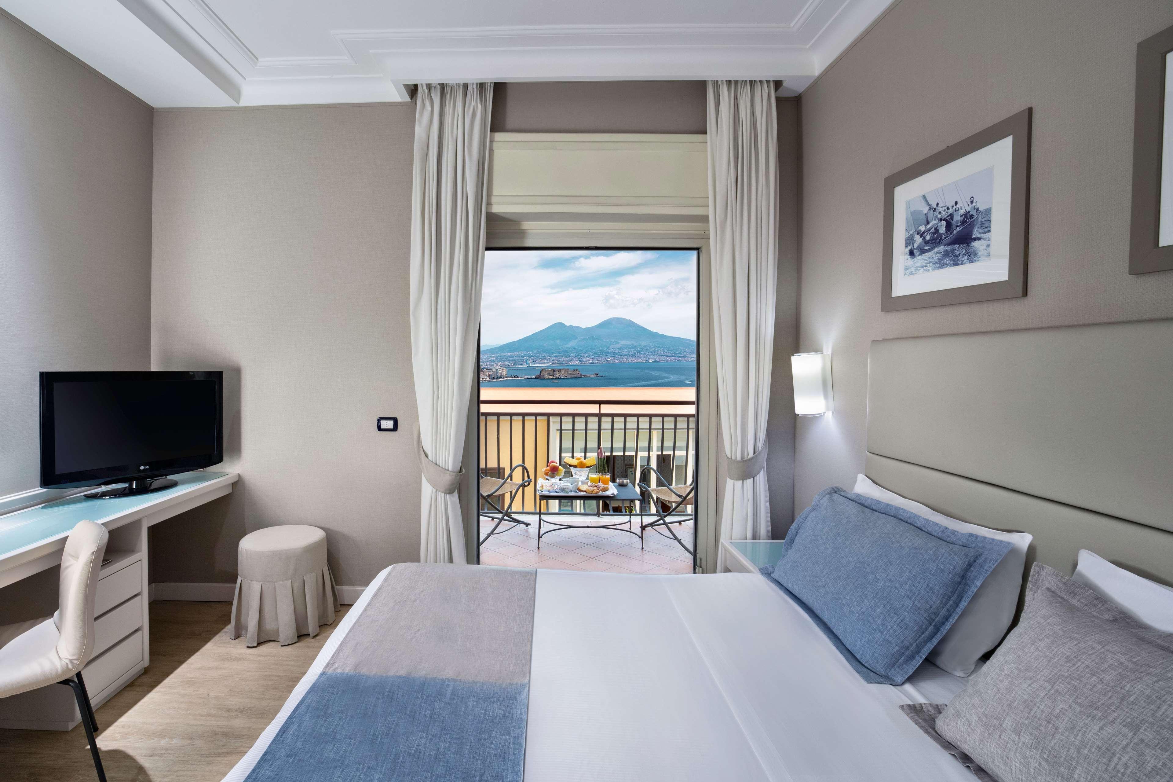 Hotel Bw Signature Collection Paradiso 4*
