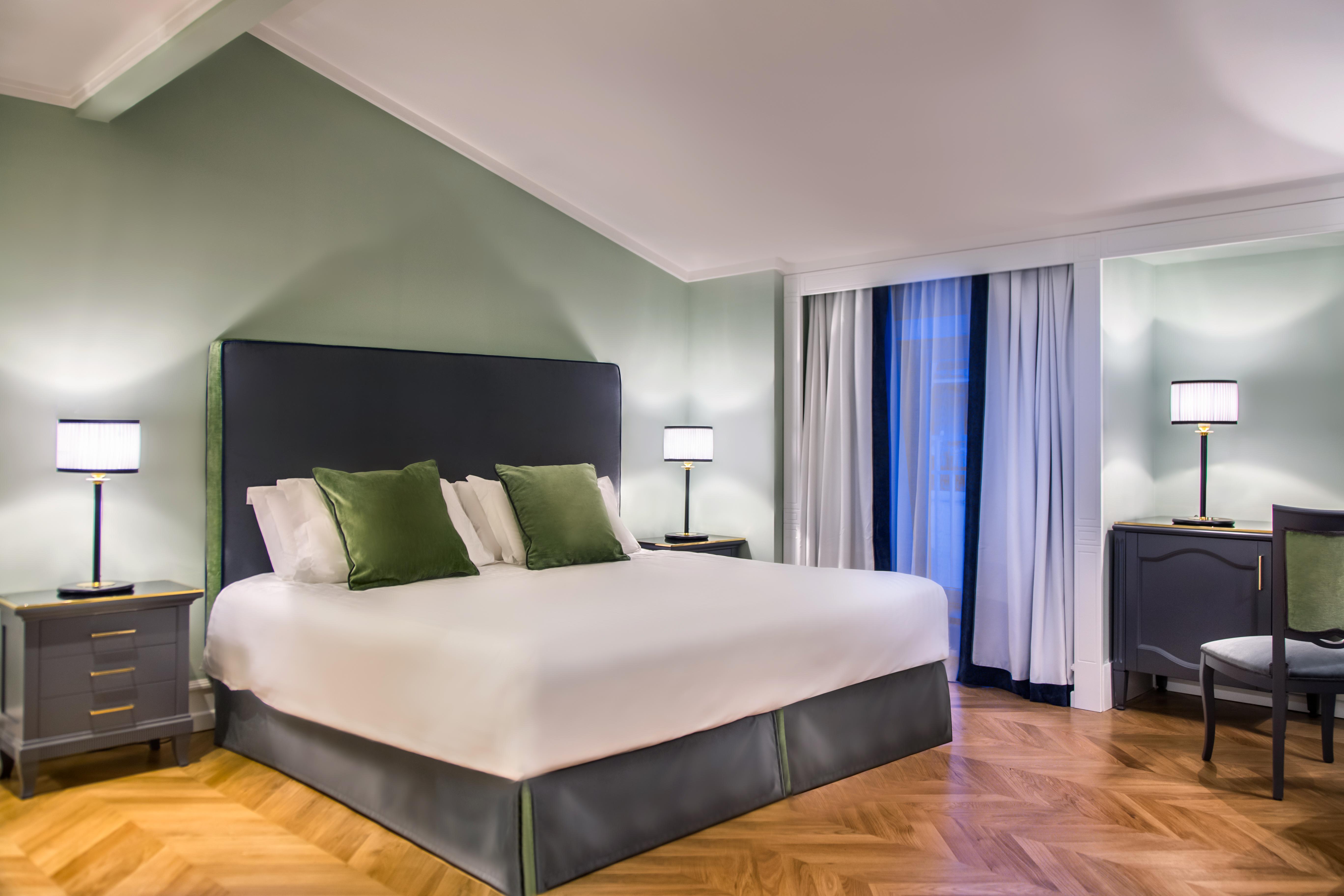 Grand Santa Lucia Naples